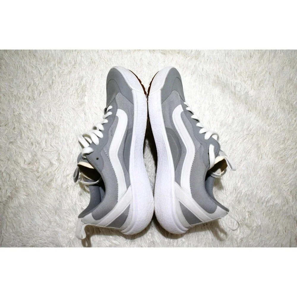 VANS UltraRange EXO Sneaker Gray/White 721356 - Women's Size 9.0/Men's 7.5